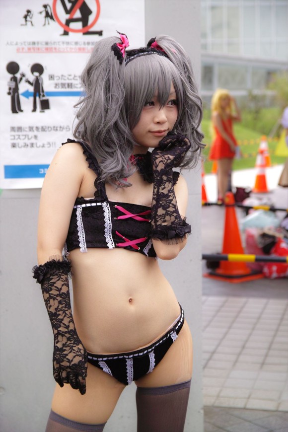 これでもコスプレと言い張るレイヤーさんｗｗｗコミケに出没するその姿はタダの露出狂ｗｗｗ その13