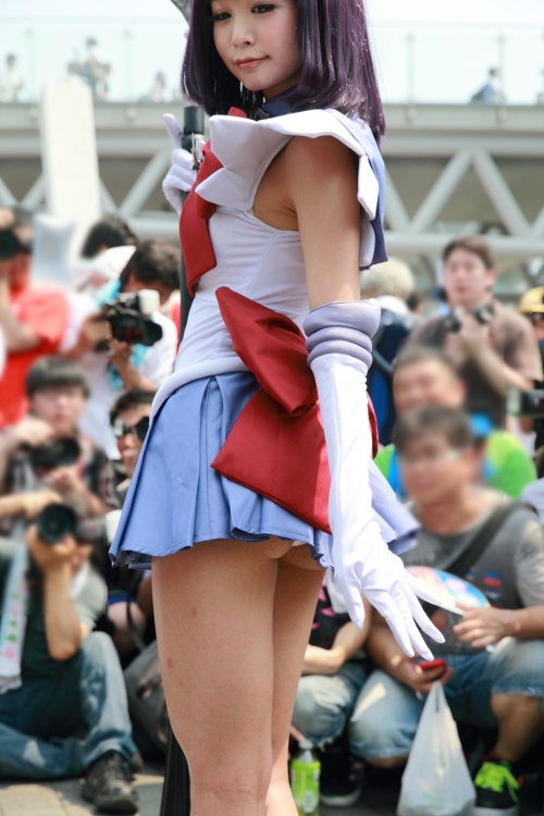 【コスプレエロ画像】今まで何人のオナネタにされてきたんだろう…卑猥なハミ乳・ハミ尻コスプレイヤーのエッチな身体ｗｗｗｗ その12