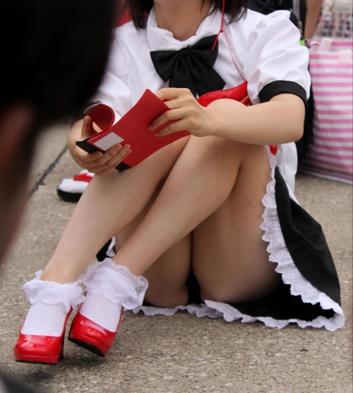 【コスプレエロ画像】コスプレイヤーさんの下半身がむちむち過ぎてムラムラがとまらない…コミケ会場のトイレがイカ臭くなるわけだｗｗｗ その5