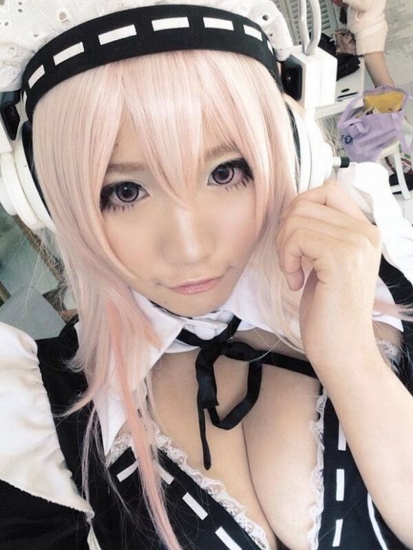 【コスプレイヤー自撮り画像】コスプレしてる私ってチョー可愛い♪って思ってそうな自撮り画像にメンヘラの狂気を感じるｗｗｗ その7