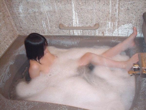 【ラブホ流出エロ画像】ラブホのお風呂でまったり…セックス直前のリアル彼女が超エロいンゴｗｗｗ その2