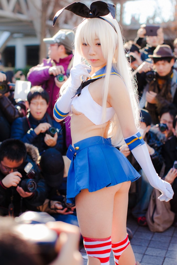 【コミケエロ画像】これがコスプレイヤーの乳房ｗｗｗ中途半端に見えるおっぱいが卑猥…勃起不可避のハミ乳画像 その12