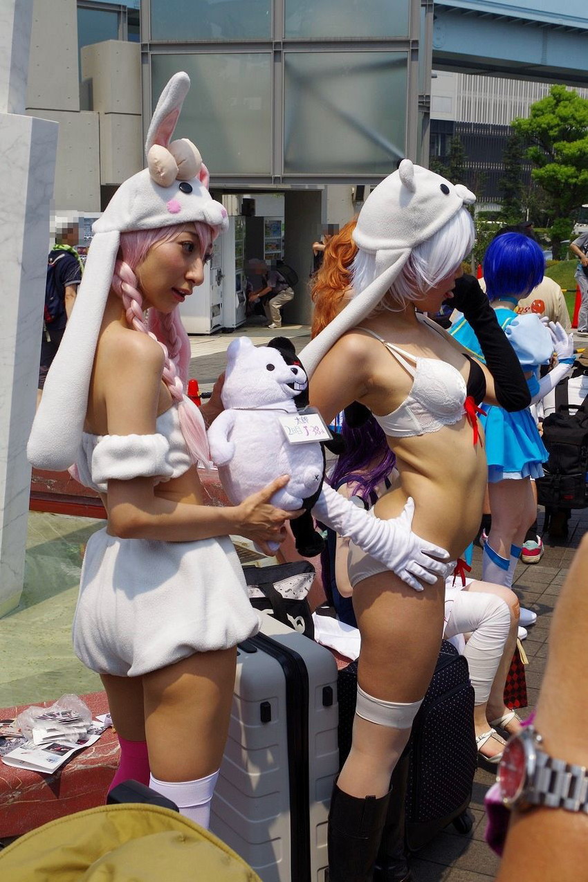 【コミケエロ画像】間違いなく痴女系…ドスケベな肉体を過激なコスプレで晒す変態レイヤーさんｗｗｗｗ その14