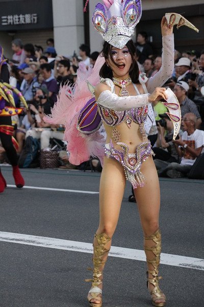 【サンバエロ画像】日本でサンバが人気な理由がエロ以外で見つからない…ポロリ寸前の過激な踊りが勃起不可避ｗｗｗ その11